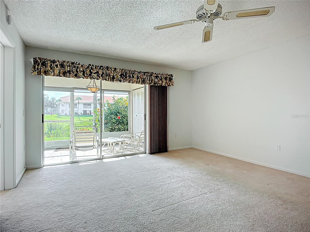 4382 MADEIRA COURT — photo 17 of 52