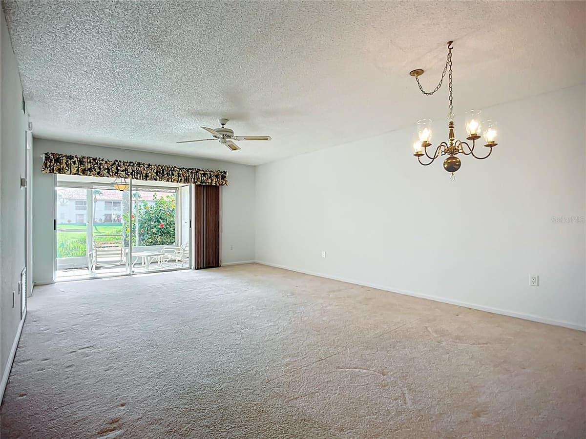 4382 MADEIRA COURT — photo 15 of 52