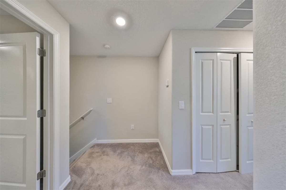 928 ROYAL EMPRESS DRIVE — photo 23 of 47