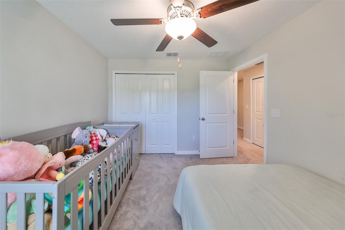 928 ROYAL EMPRESS DRIVE — photo 33 of 47