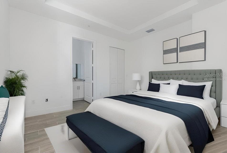 260 ROTONDA BOULEVARD — photo 12 of 39