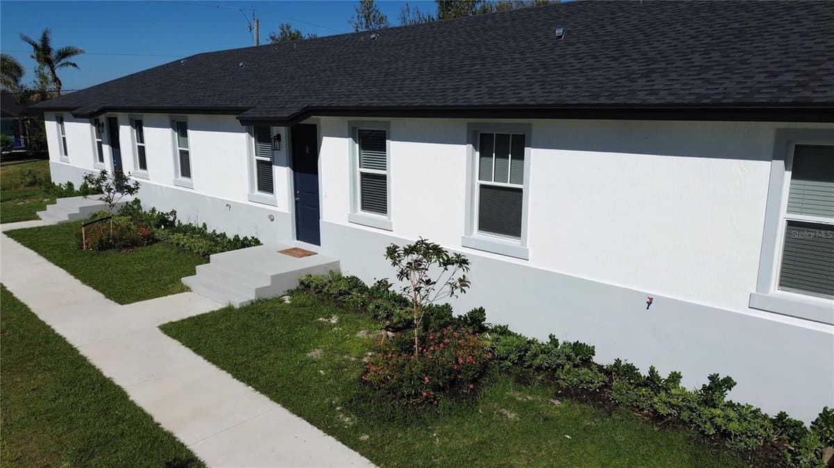 260 ROTONDA BOULEVARD — photo 37 of 39