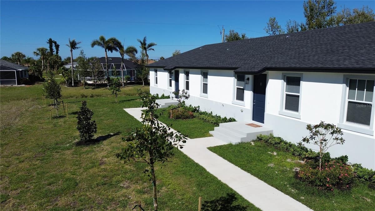 260 ROTONDA BOULEVARD — photo 32 of 39