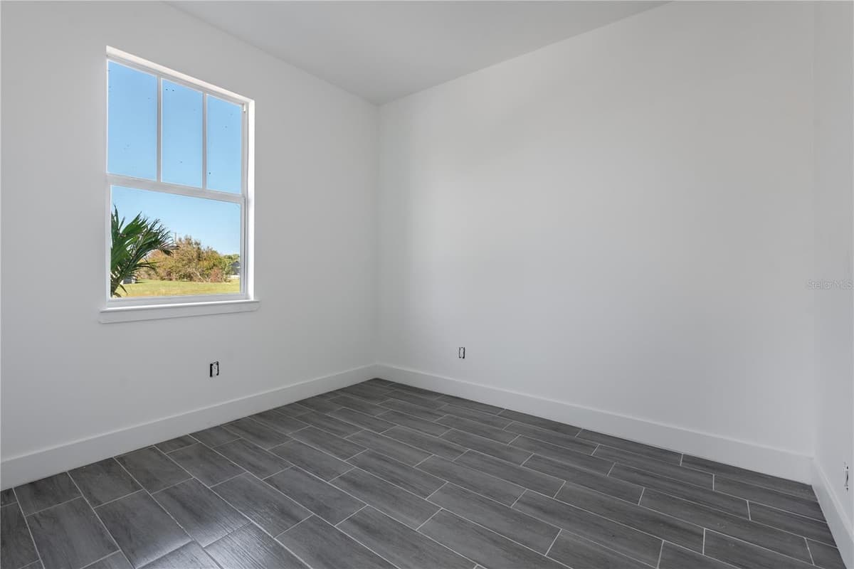 260 ROTONDA BOULEVARD — photo 26 of 39