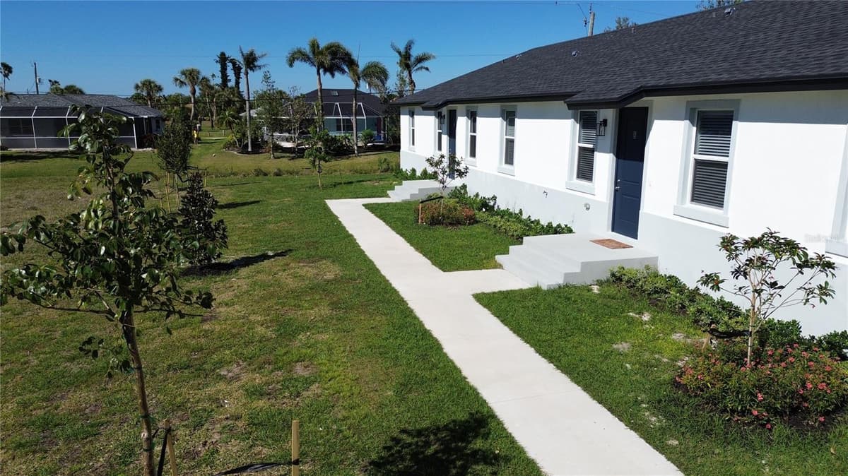 260 ROTONDA BOULEVARD — photo 38 of 39