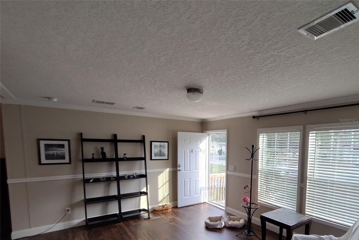 9811 BUD STREET — photo 19 of 48