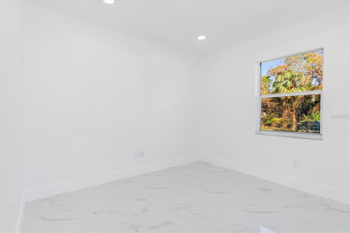 18289 EBLIS AVENUE — photo 18 of 48