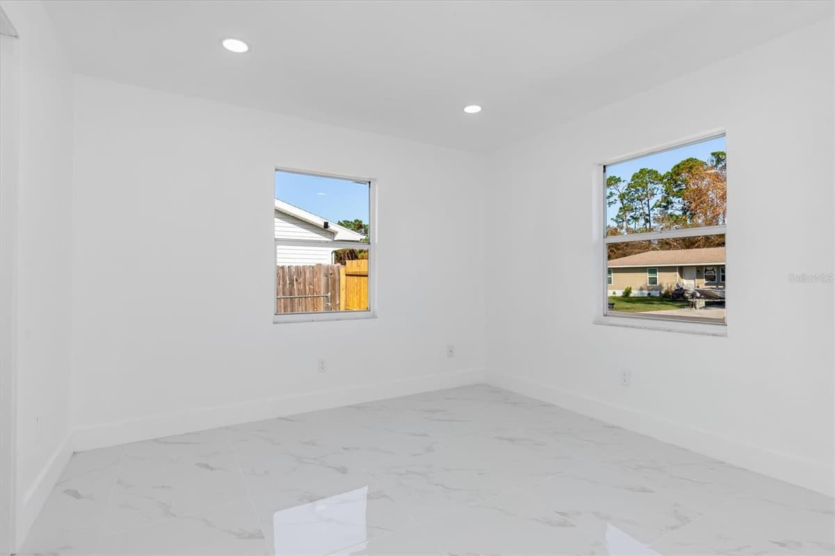 18289 EBLIS AVENUE — photo 13 of 48