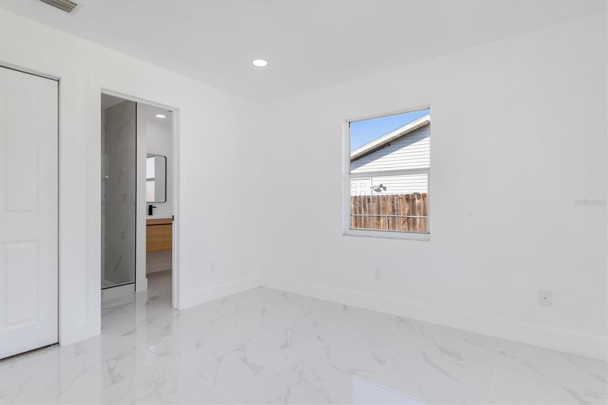 18289 EBLIS AVENUE — photo 14 of 48