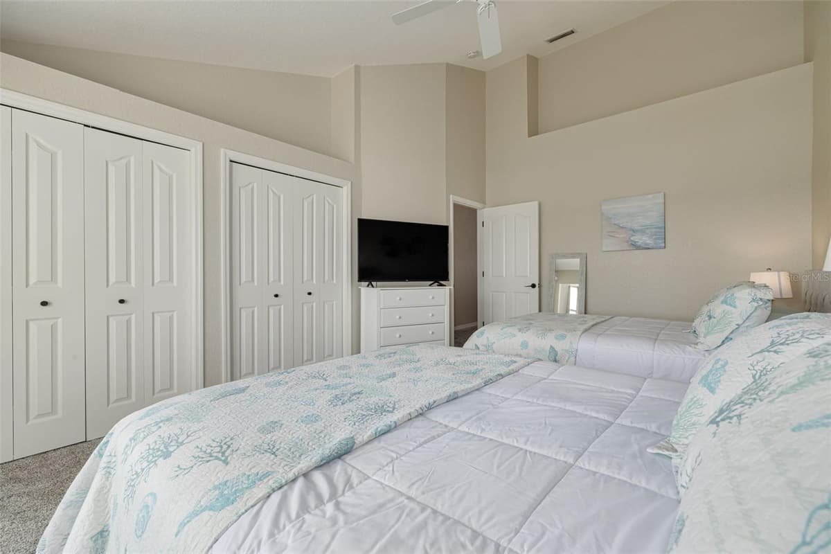 8246 AQUILA STREET — photo 25 of 43