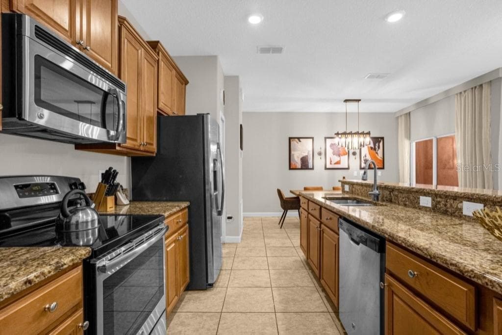 2955 BANANA PALM DRIVE — photo 9 of 43
