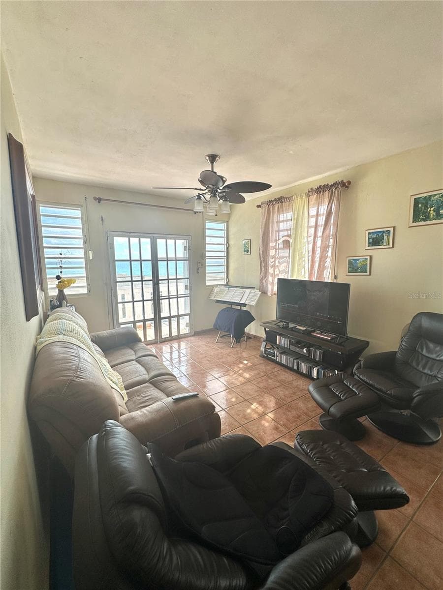 38 FLOR MARINA MAR CARIBE — photo 8 of 28