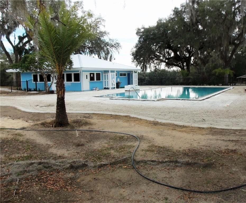 8518 SW 189TH COURT RD — photo 44 of 48