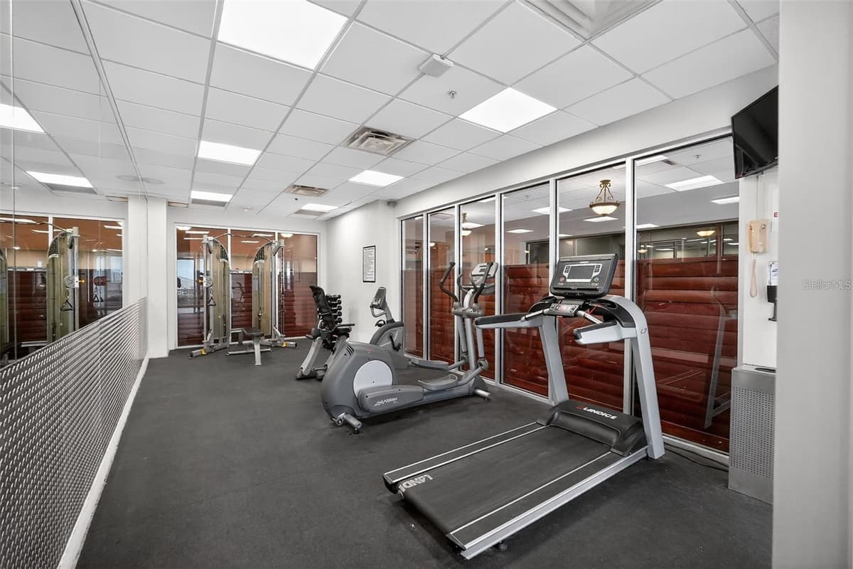 2700 ATLANTIC AVENUE — photo 20 of 30