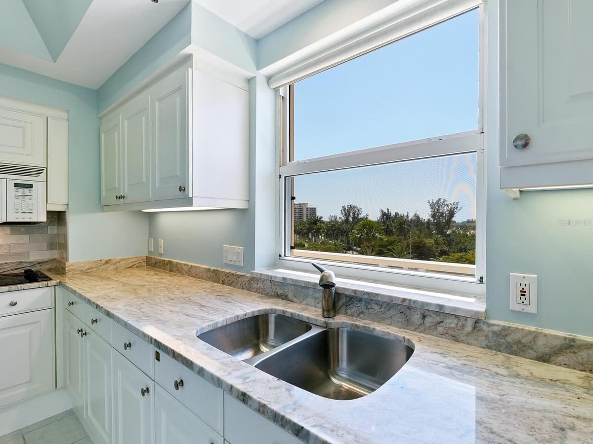 3070 GRAND BAY BOULEVARD — photo 21 of 43