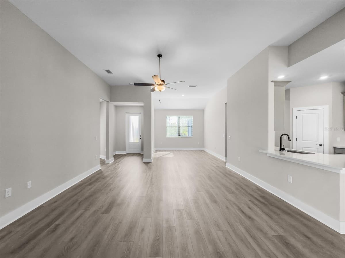 5227 DAYTON LANE — photo 5 of 22