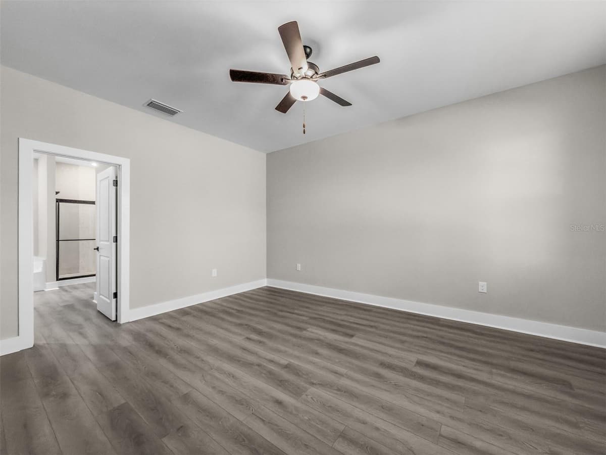 5227 DAYTON LANE — photo 12 of 22