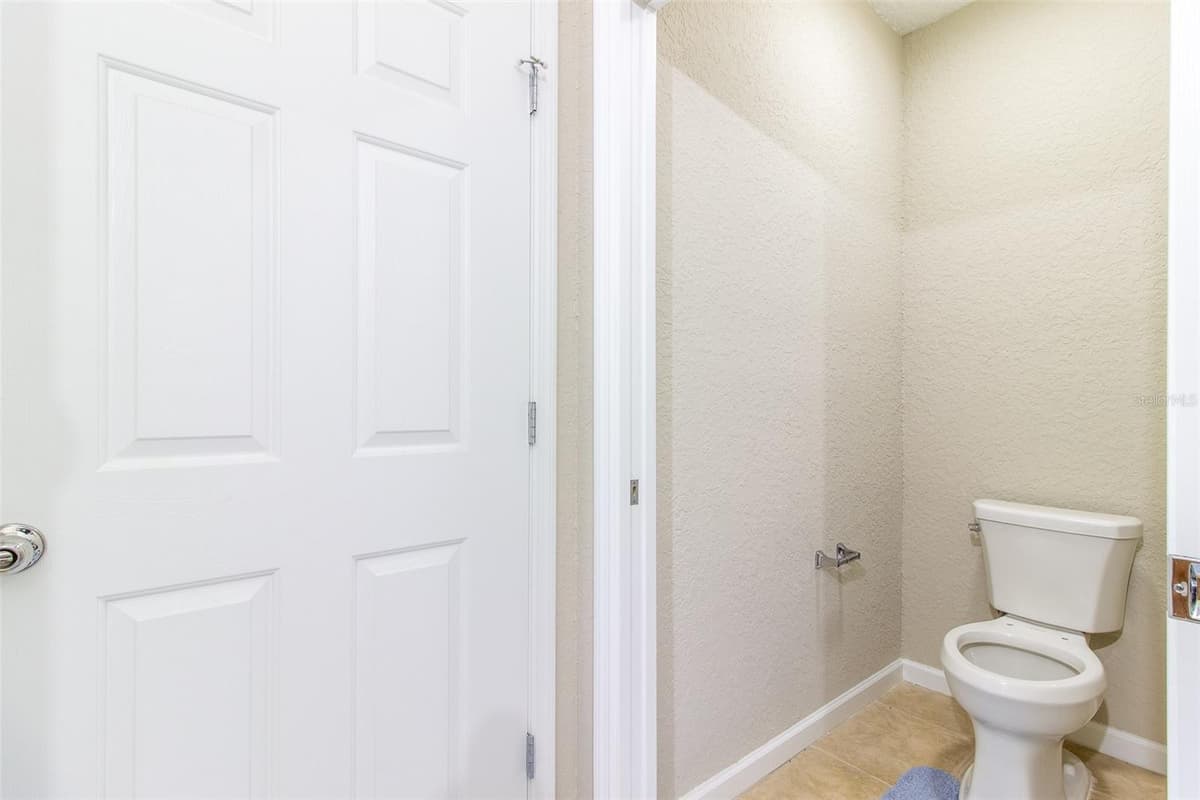 4555 52ND CIRCLE — photo 31 of 43