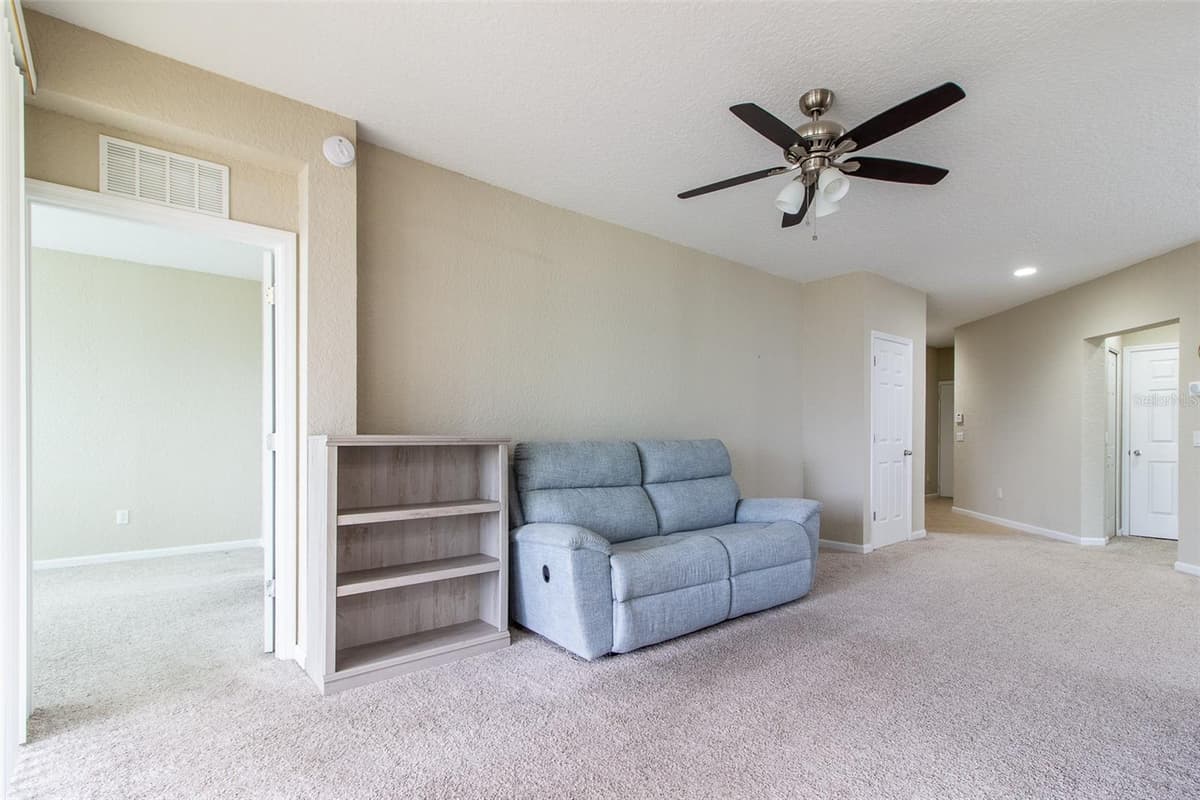 4555 52ND CIRCLE — photo 11 of 43