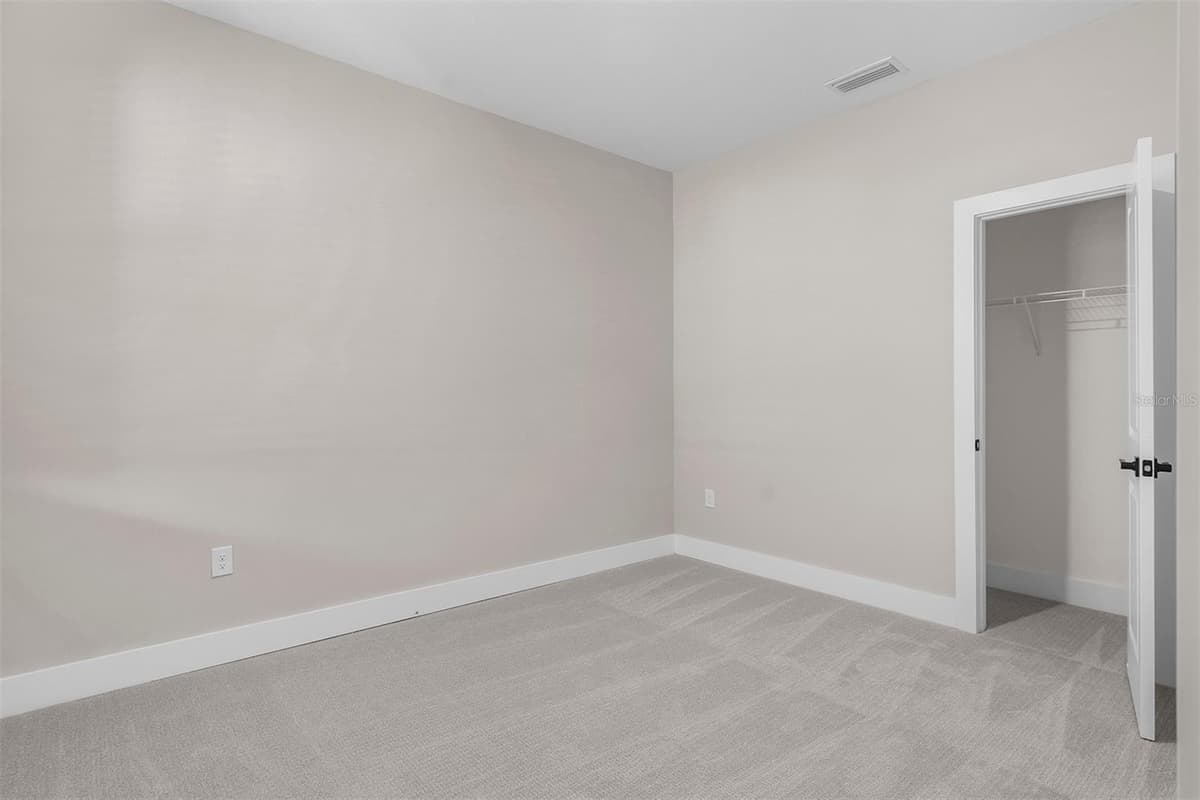 4570 GILLOT BOULEVARD — photo 14 of 17