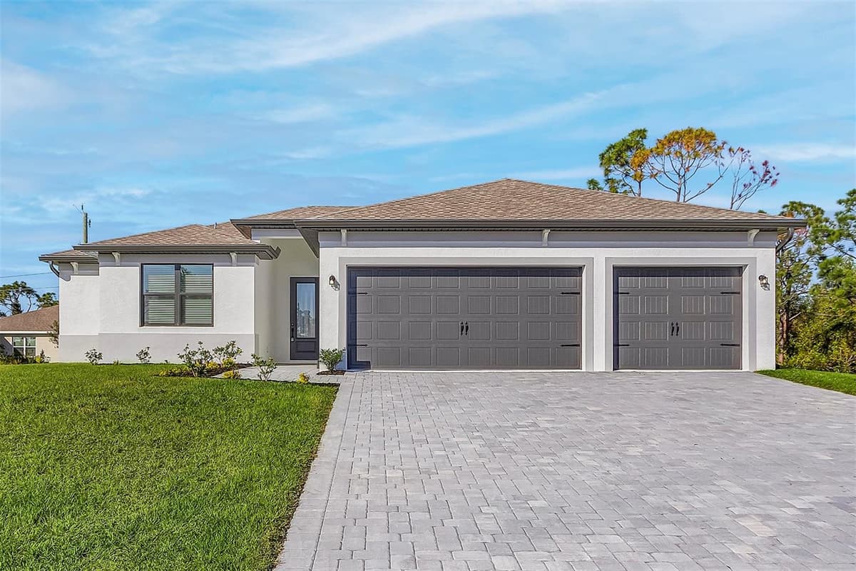 4570 GILLOT BOULEVARD — photo 1 of 17