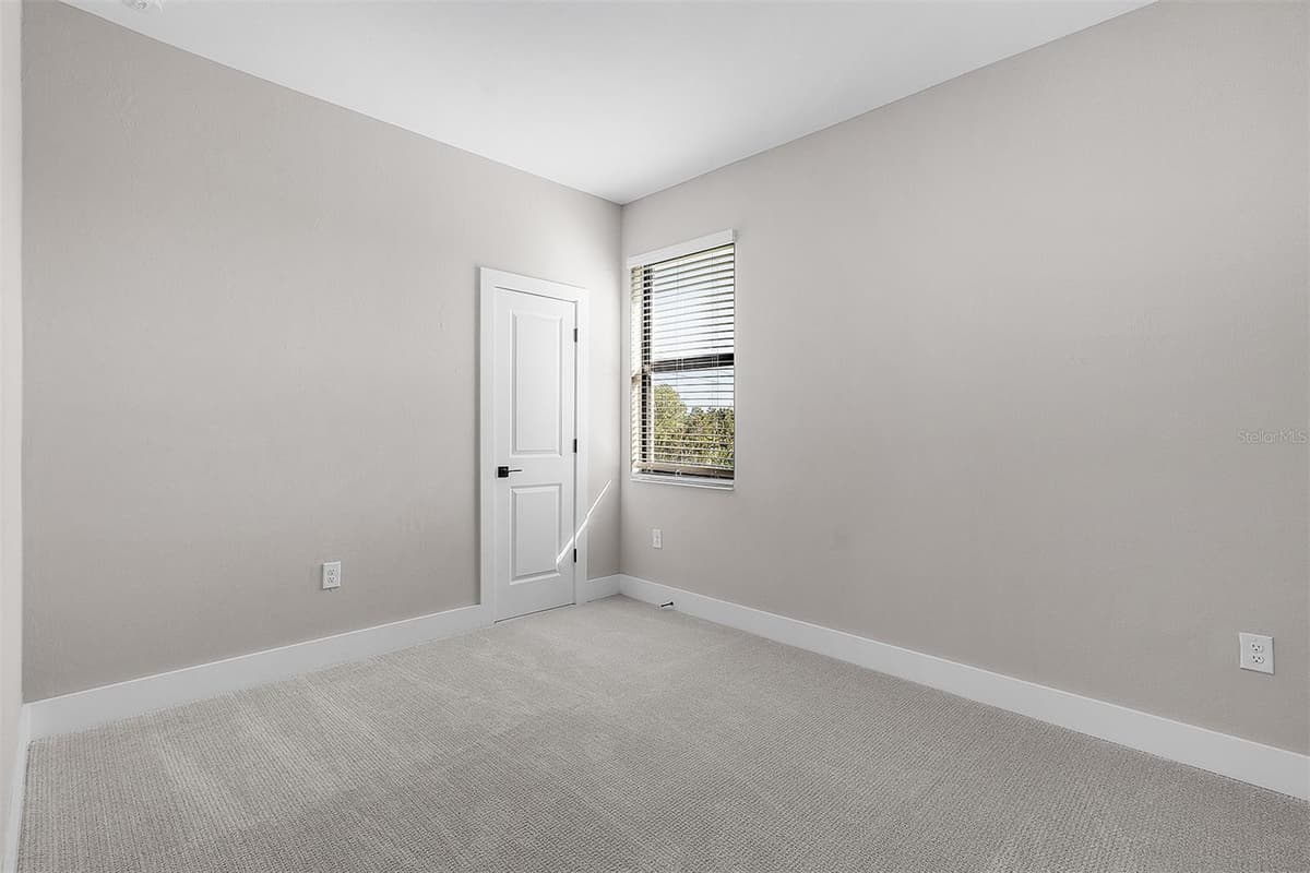 4570 GILLOT BOULEVARD — photo 16 of 17