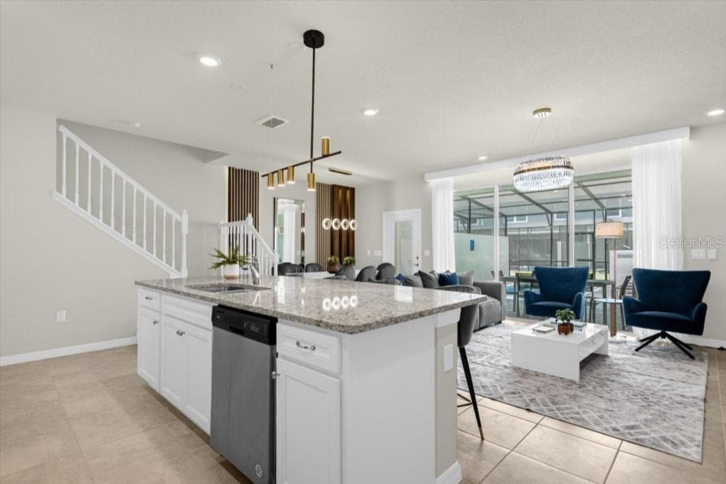 4306 LANA AVENUE — photo 4 of 98