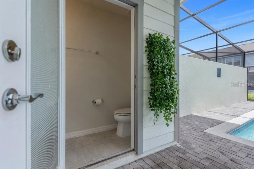 4306 LANA AVENUE — photo 14 of 98