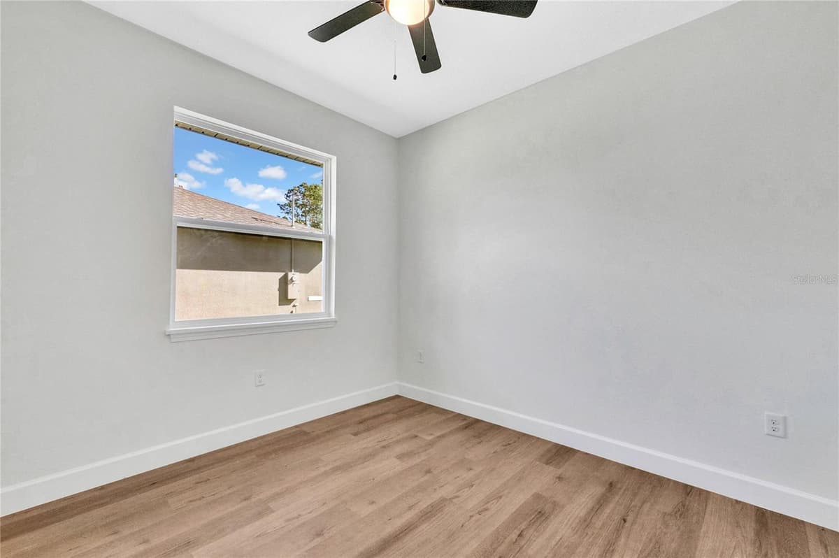 8090 SANTOS DRIVE — photo 33 of 65