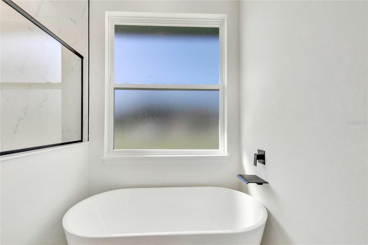 8090 SANTOS DRIVE — photo 32 of 65