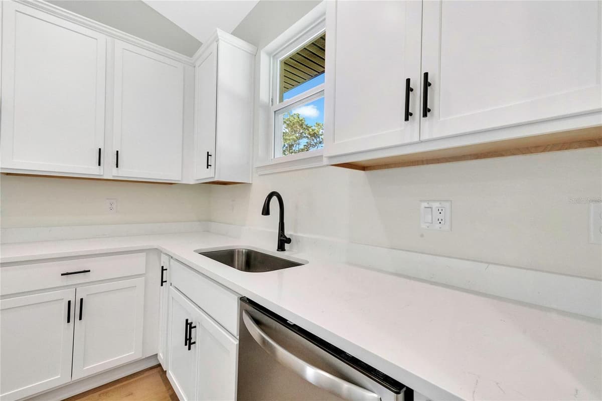8090 SANTOS DRIVE — photo 13 of 65