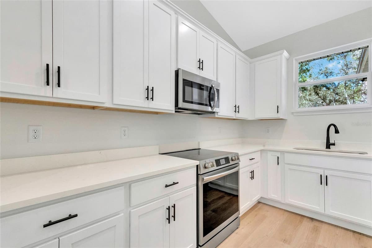 8090 SANTOS DRIVE — photo 16 of 65