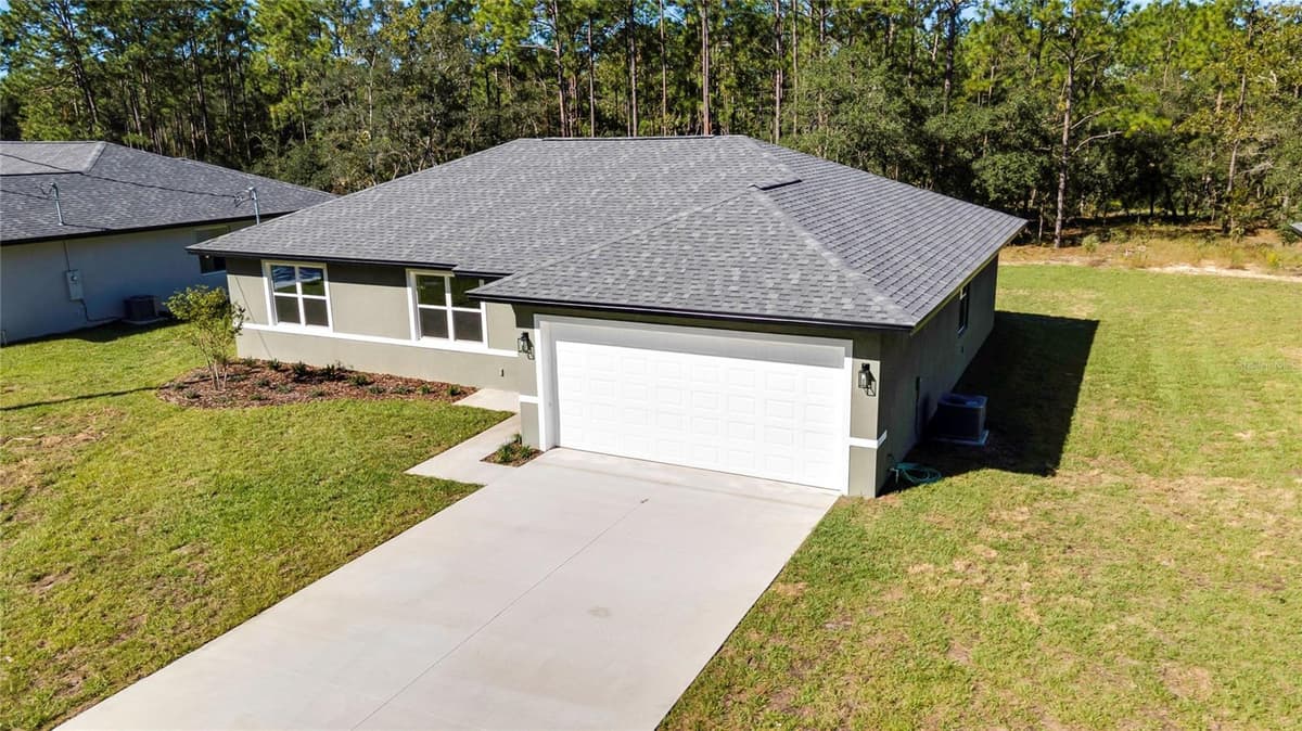 8104 SANTOS DRIVE — photo 43 of 61