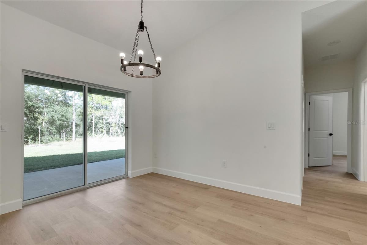 8104 SANTOS DRIVE — photo 17 of 61