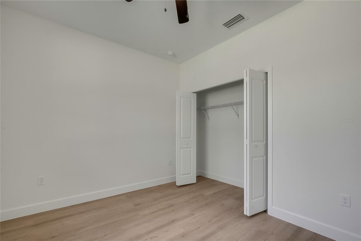 8104 SANTOS DRIVE — photo 38 of 61