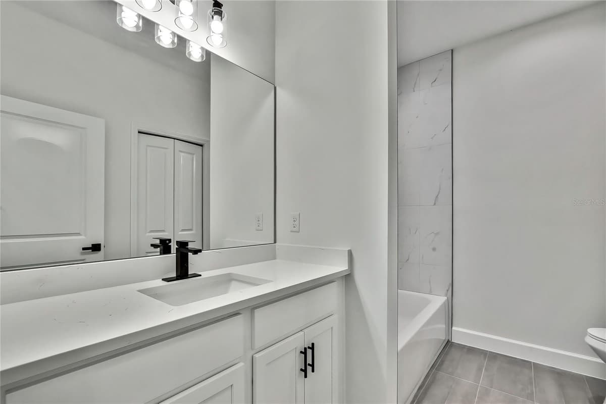 8118 SANTOS DRIVE — photo 33 of 61