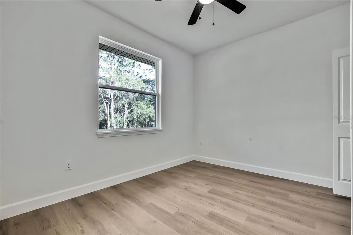 8118 SANTOS DRIVE — photo 35 of 61
