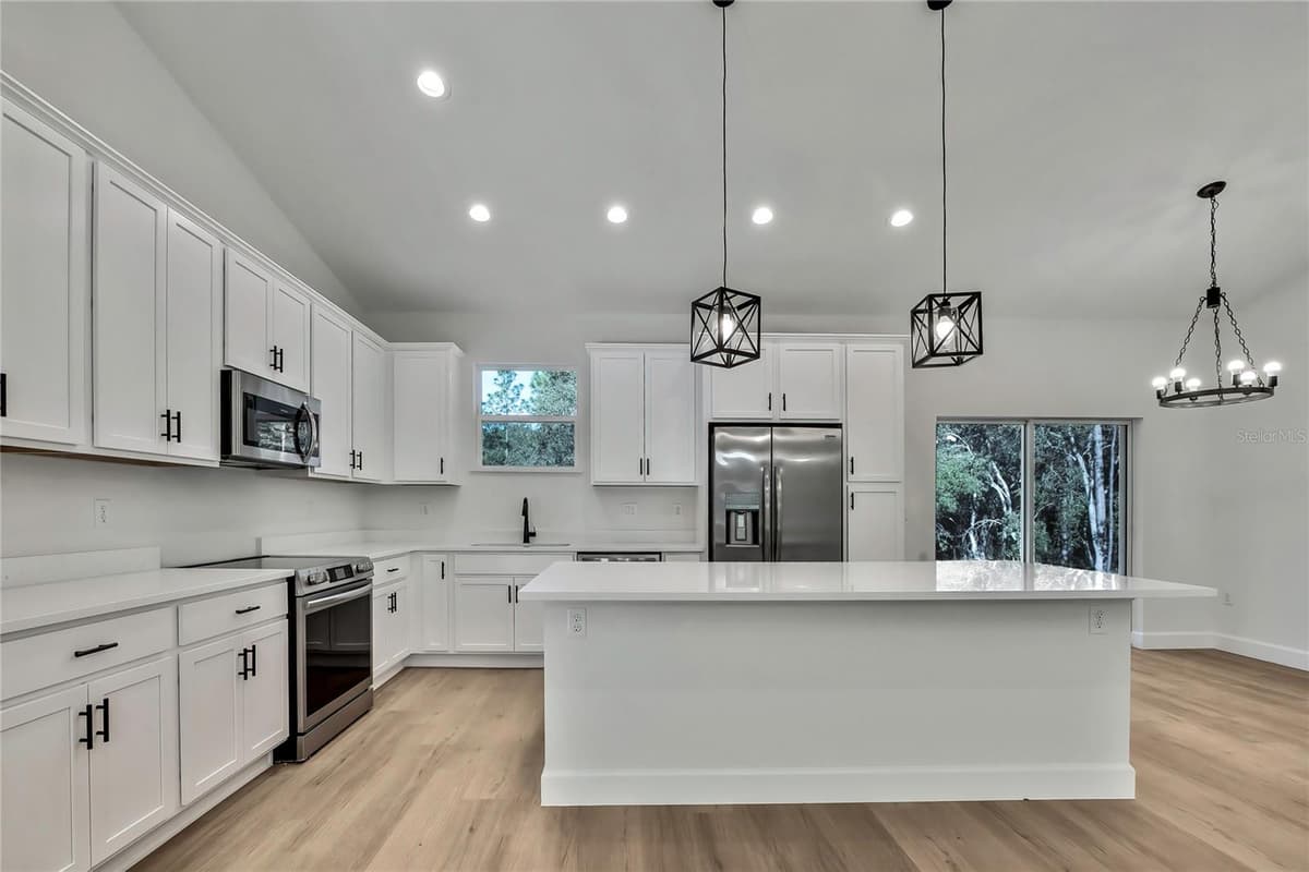8118 SANTOS DRIVE — photo 9 of 61