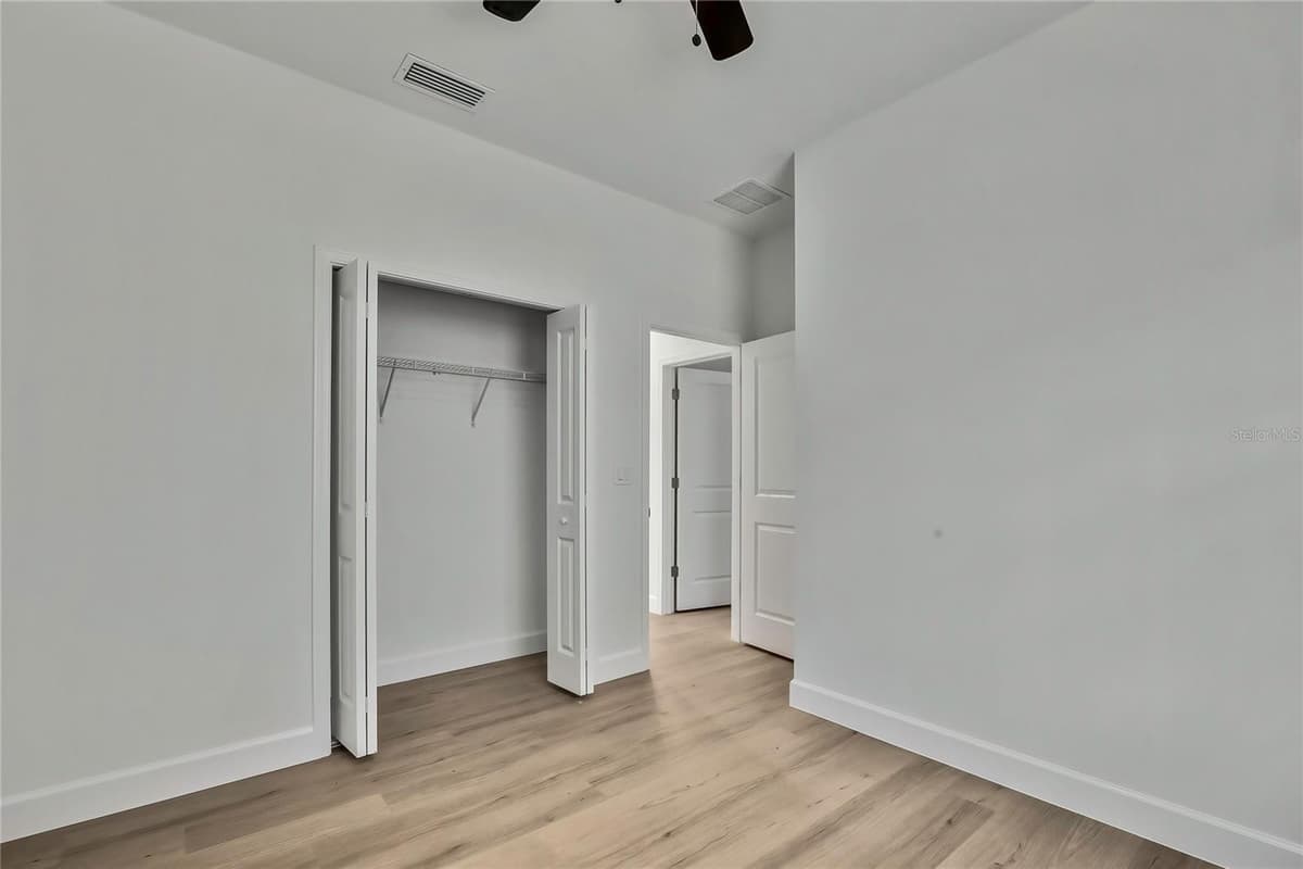 8118 SANTOS DRIVE — photo 31 of 61