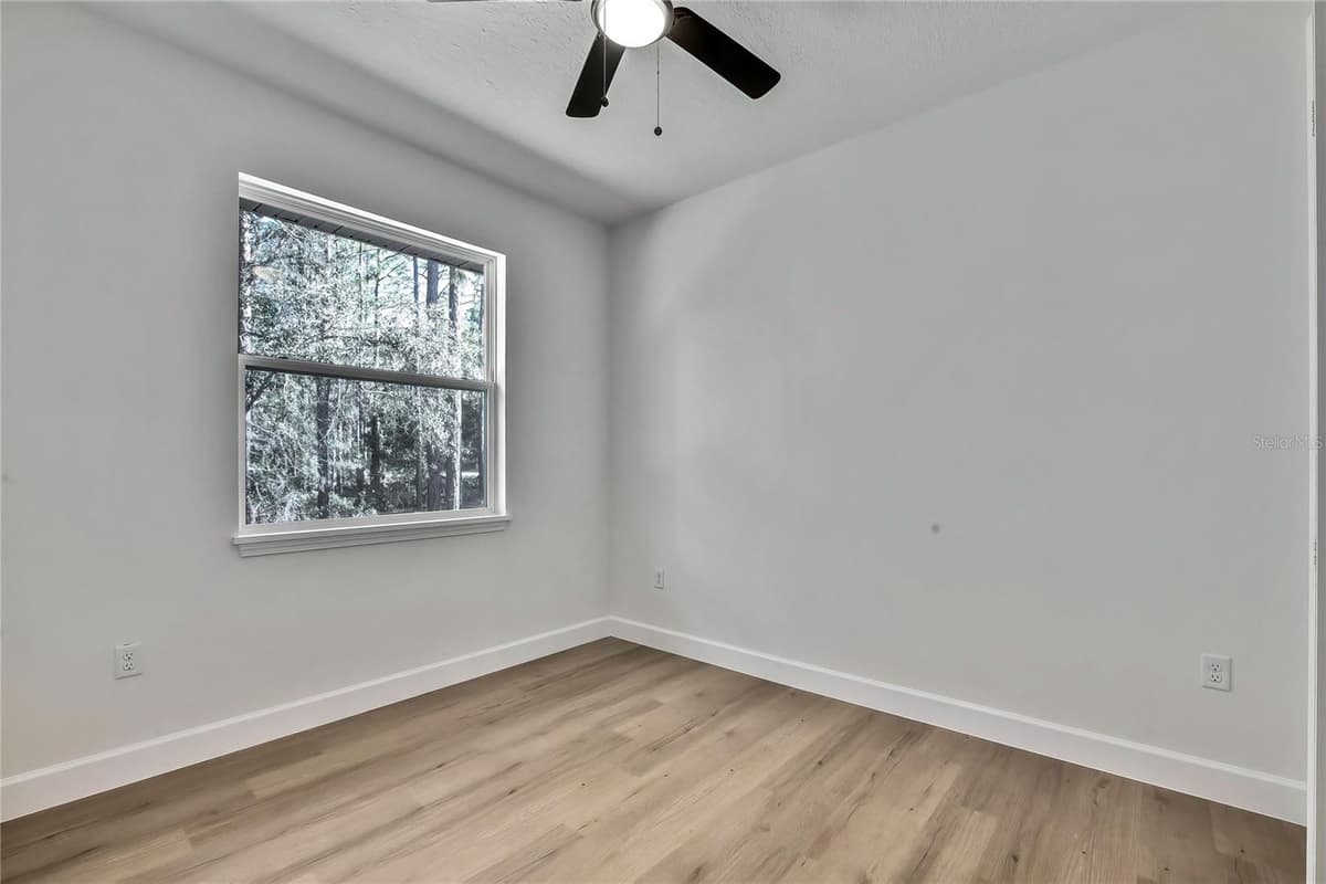 8118 SANTOS DRIVE — photo 30 of 61