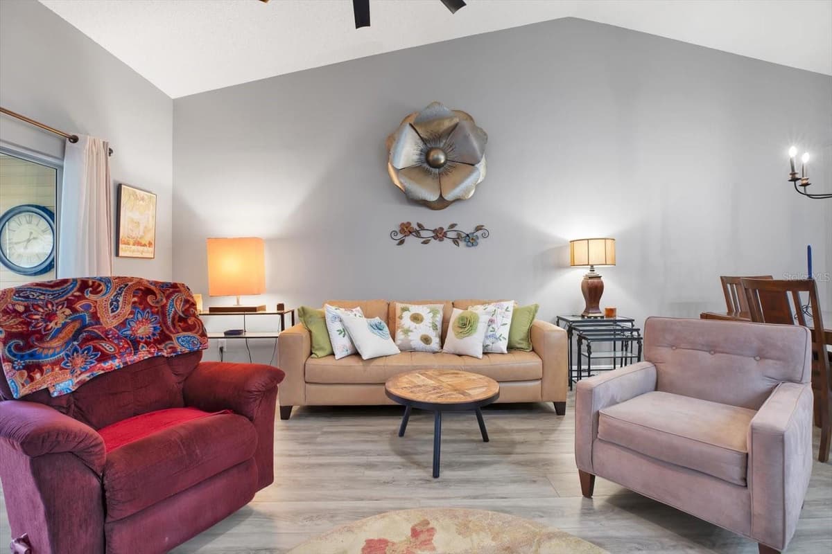 2403 NANTUCKET GREEN COURT — photo 4 of 29