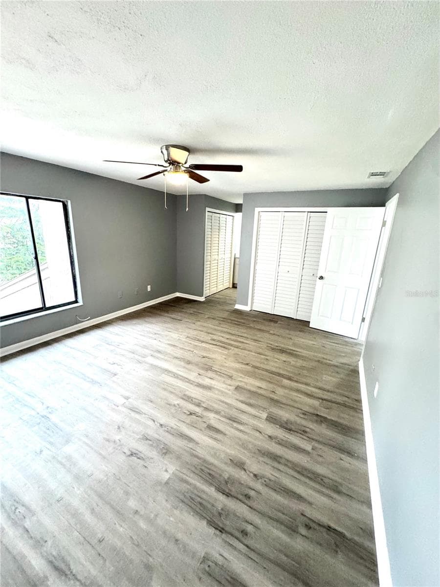 4229 LAKE ORLANDO PARKWAY — photo 35 of 39