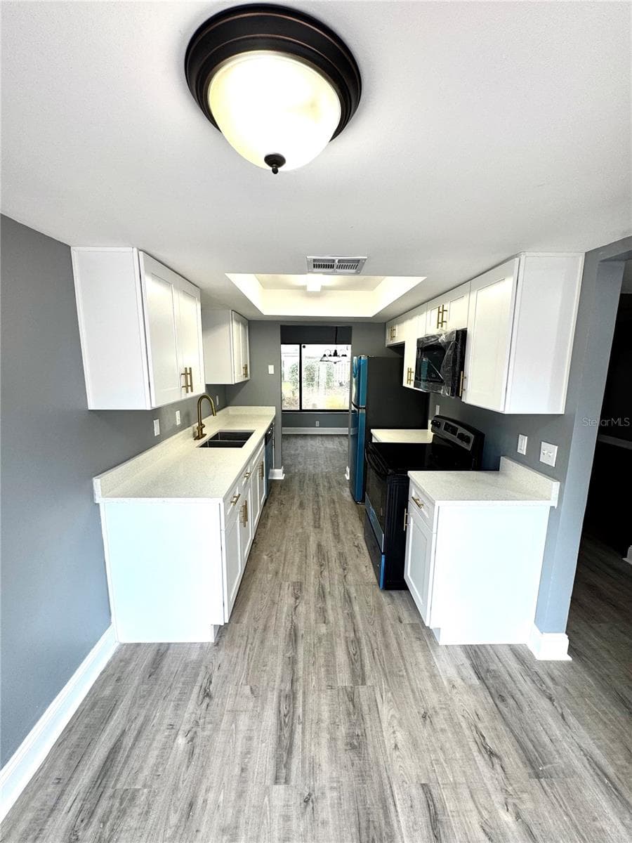 4229 LAKE ORLANDO PARKWAY — photo 12 of 39