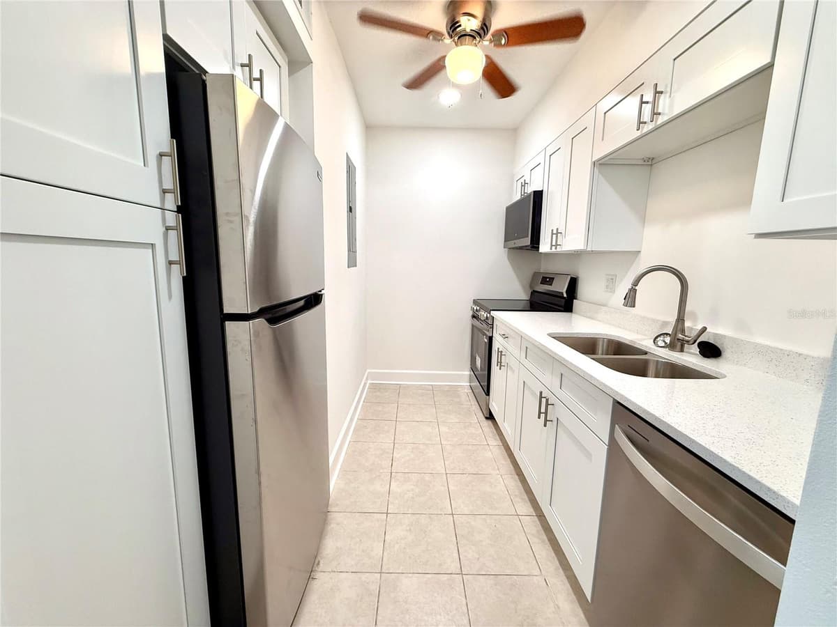 179 MEDALLION BLVD — photo 18 of 48