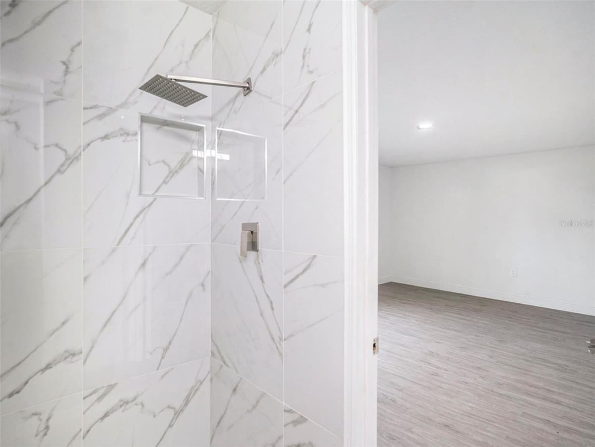 5136 COLBERT ROAD — photo 14 of 28