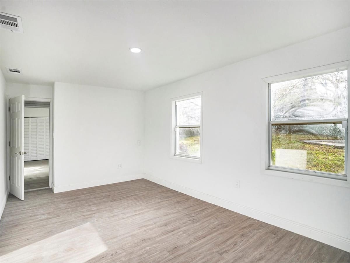 5136 COLBERT ROAD — photo 10 of 28