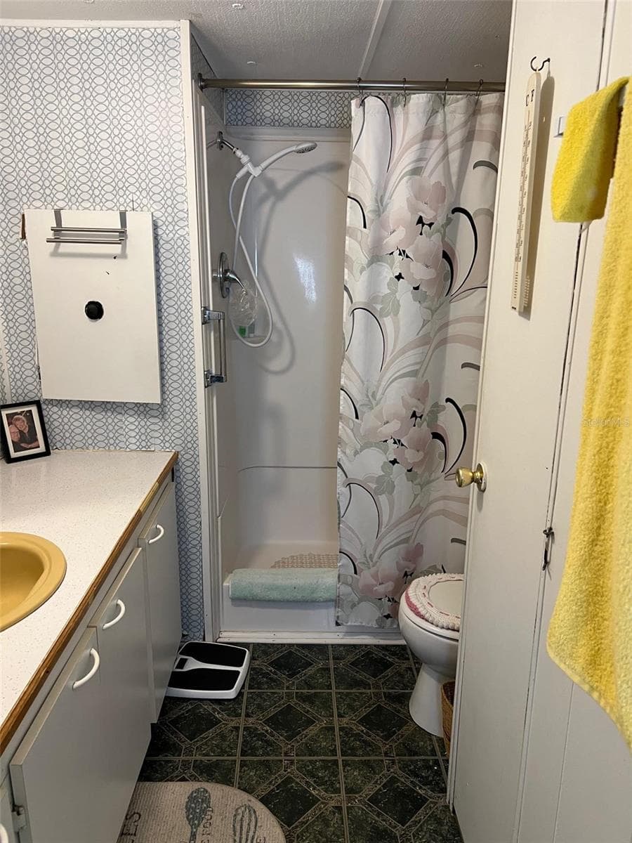 12674 SEMINOLE BOULEVARD — photo 13 of 16