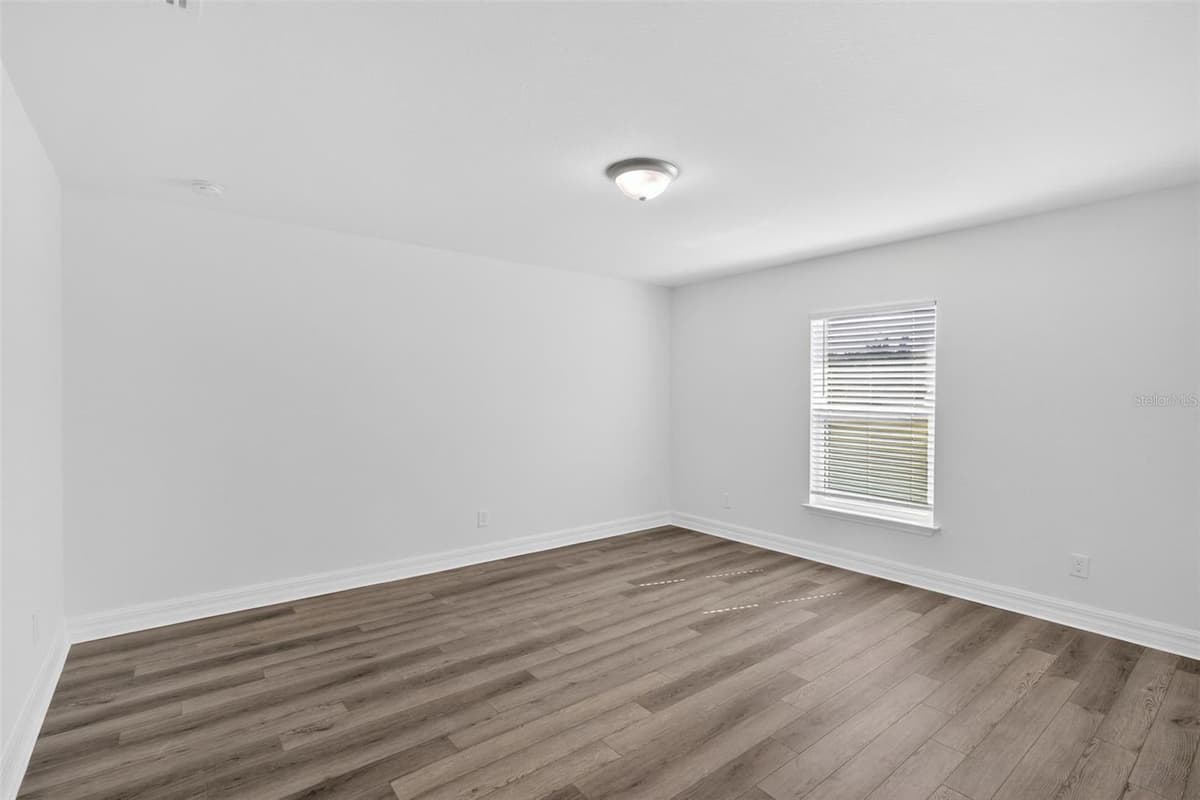 11145 2ND AVE — photo 5 of 9