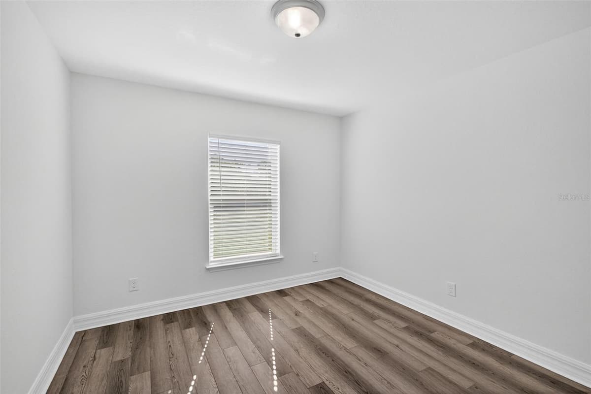 11145 2ND AVE — photo 7 of 9