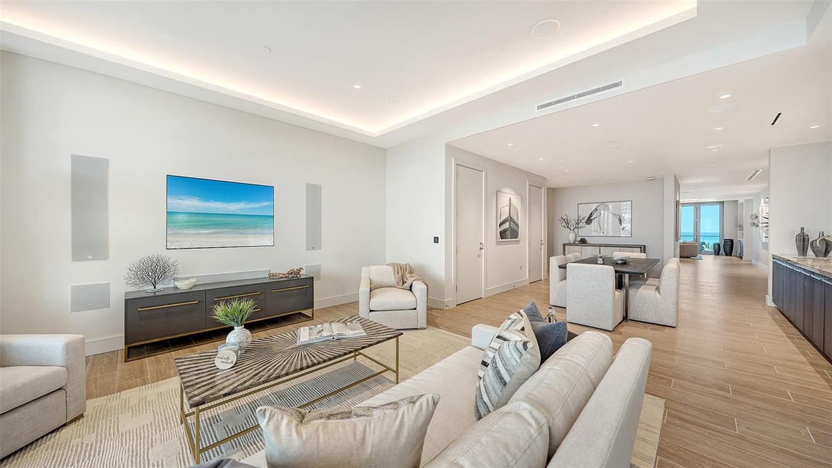 1561 GULF OF MEXICO DRIVE — photo 30 of 71